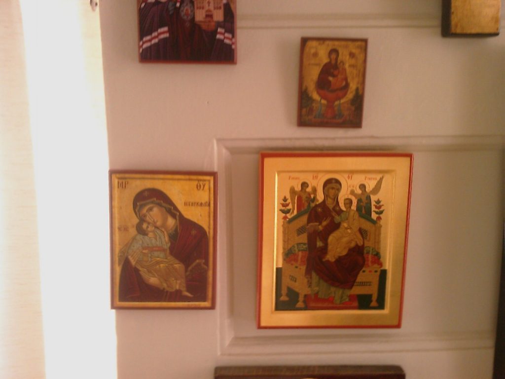Theotokos Enthroned (to the left, Glykophilousa; above, Zoodokhos Pigi)